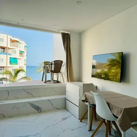 Apartmán Cristianos Must-see Beachfront Apartment, Stunning Views In Tenerife