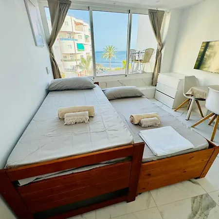 Apartmán Cristianos Must-see Beachfront Apartment, Stunning Views In Tenerife Los Cristianos (Tenerife)